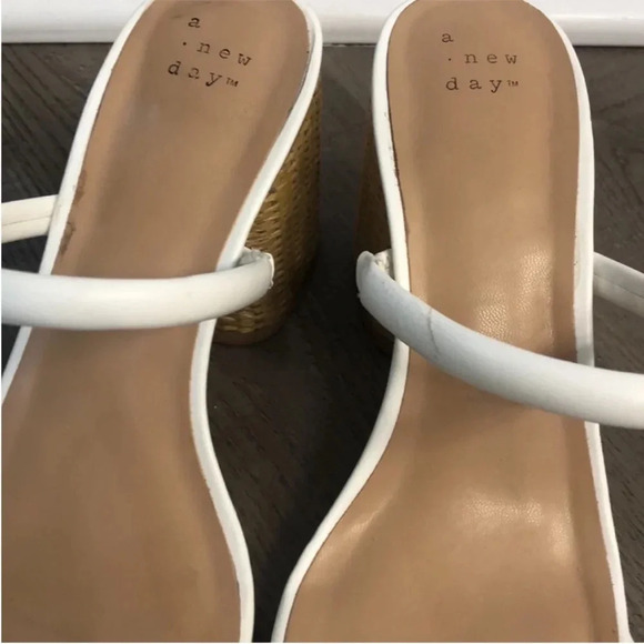 A new day Miley heel white strap sandals block heel - Picture 5 of 6